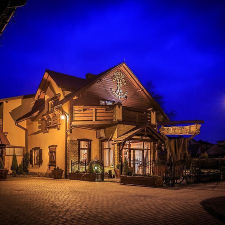 Hotel - Karczma Klimtowka Wolbrom Ngoại thất bức ảnh