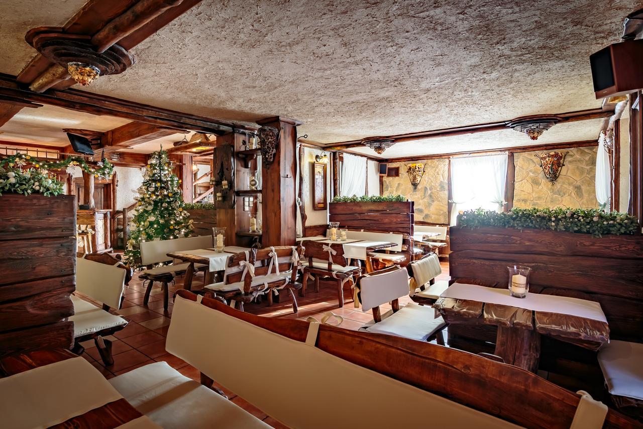 Hotel - Karczma Klimtowka Wolbrom Ngoại thất bức ảnh