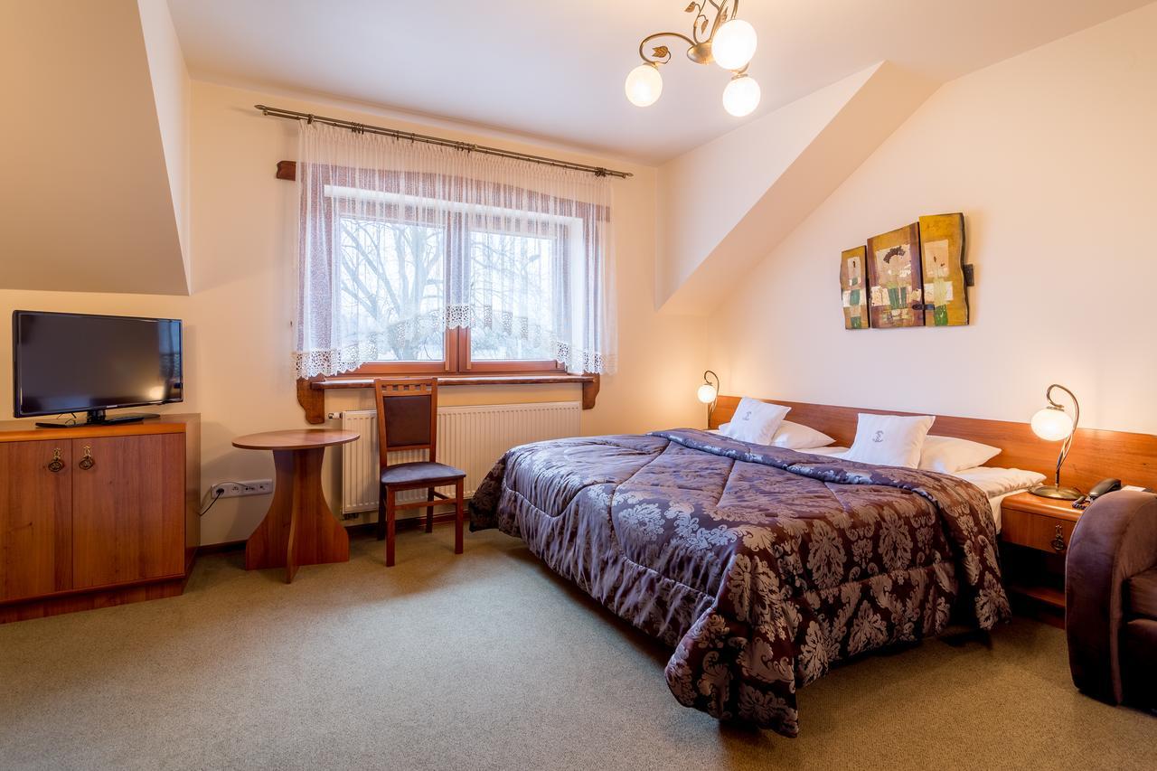 Hotel - Karczma Klimtowka Wolbrom Ngoại thất bức ảnh
