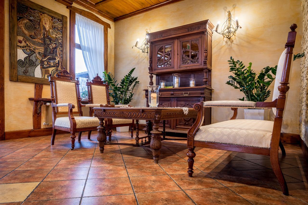 Hotel - Karczma Klimtowka Wolbrom Ngoại thất bức ảnh